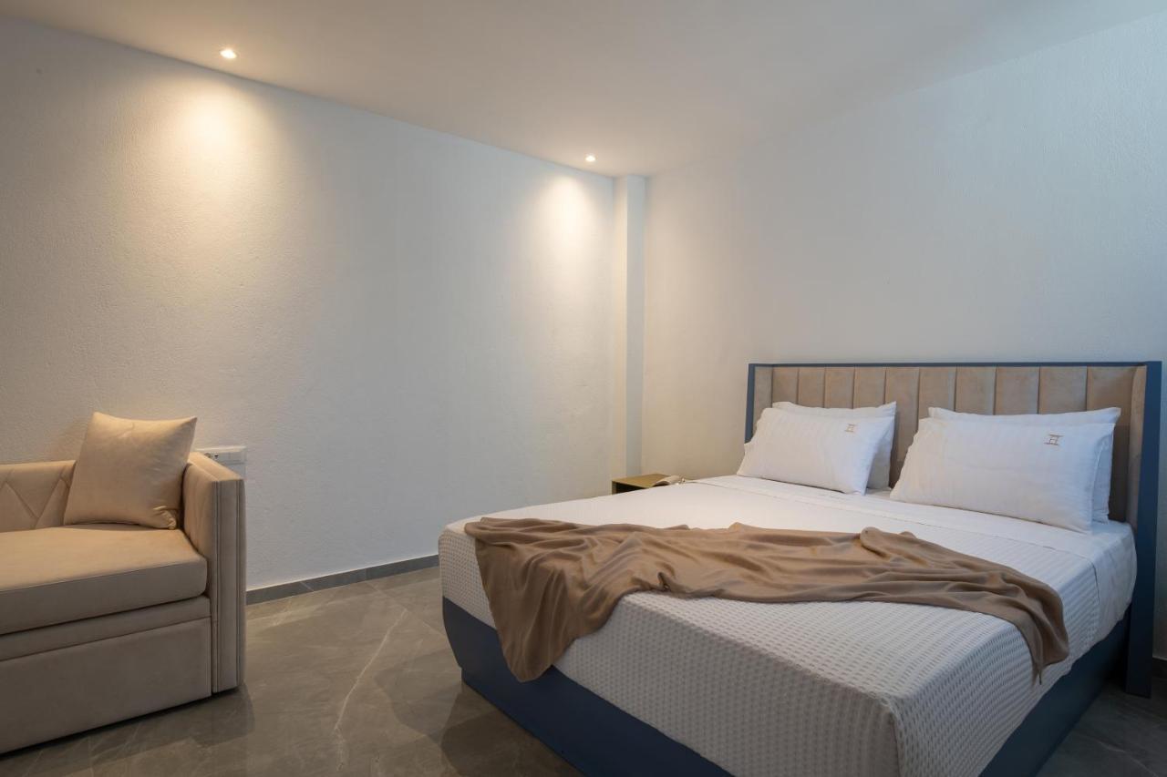 נאוס מרמרס Acropol Golden Suites מראה חיצוני תמונה