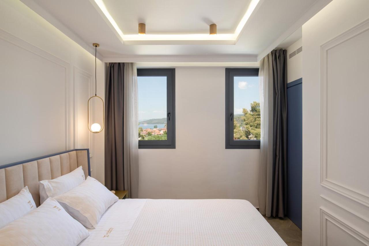 נאוס מרמרס Acropol Golden Suites מראה חיצוני תמונה