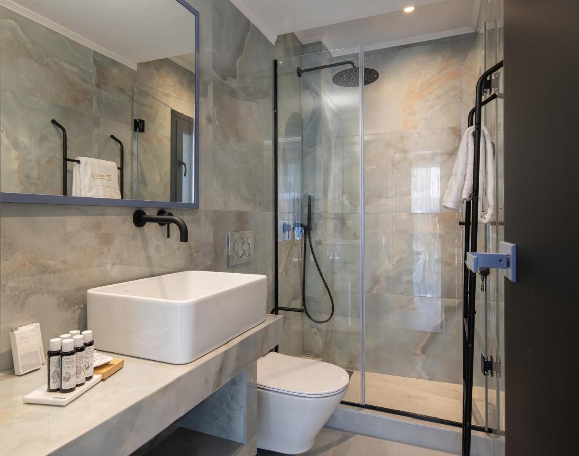 נאוס מרמרס Acropol Golden Suites מראה חיצוני תמונה