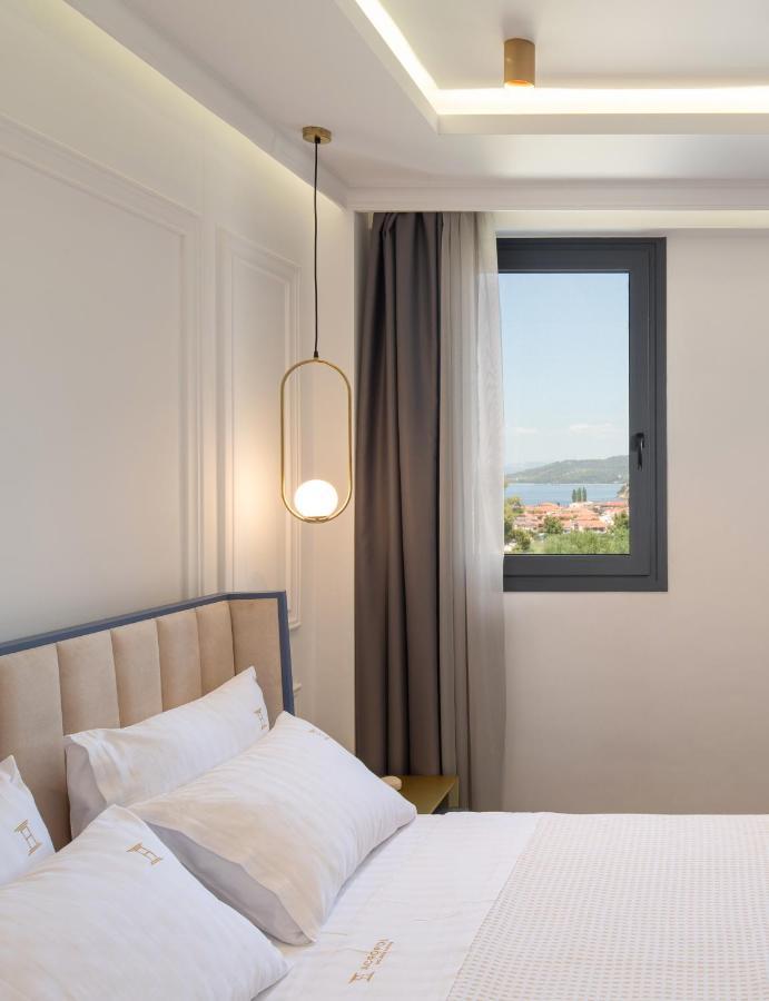 נאוס מרמרס Acropol Golden Suites מראה חיצוני תמונה